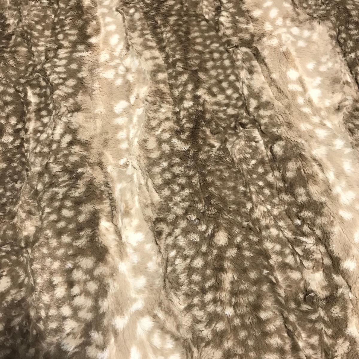 Fawn Cappuccino - Cuddle Minky Faux Deer Fur Fabric - 1/2 Yard x 58"