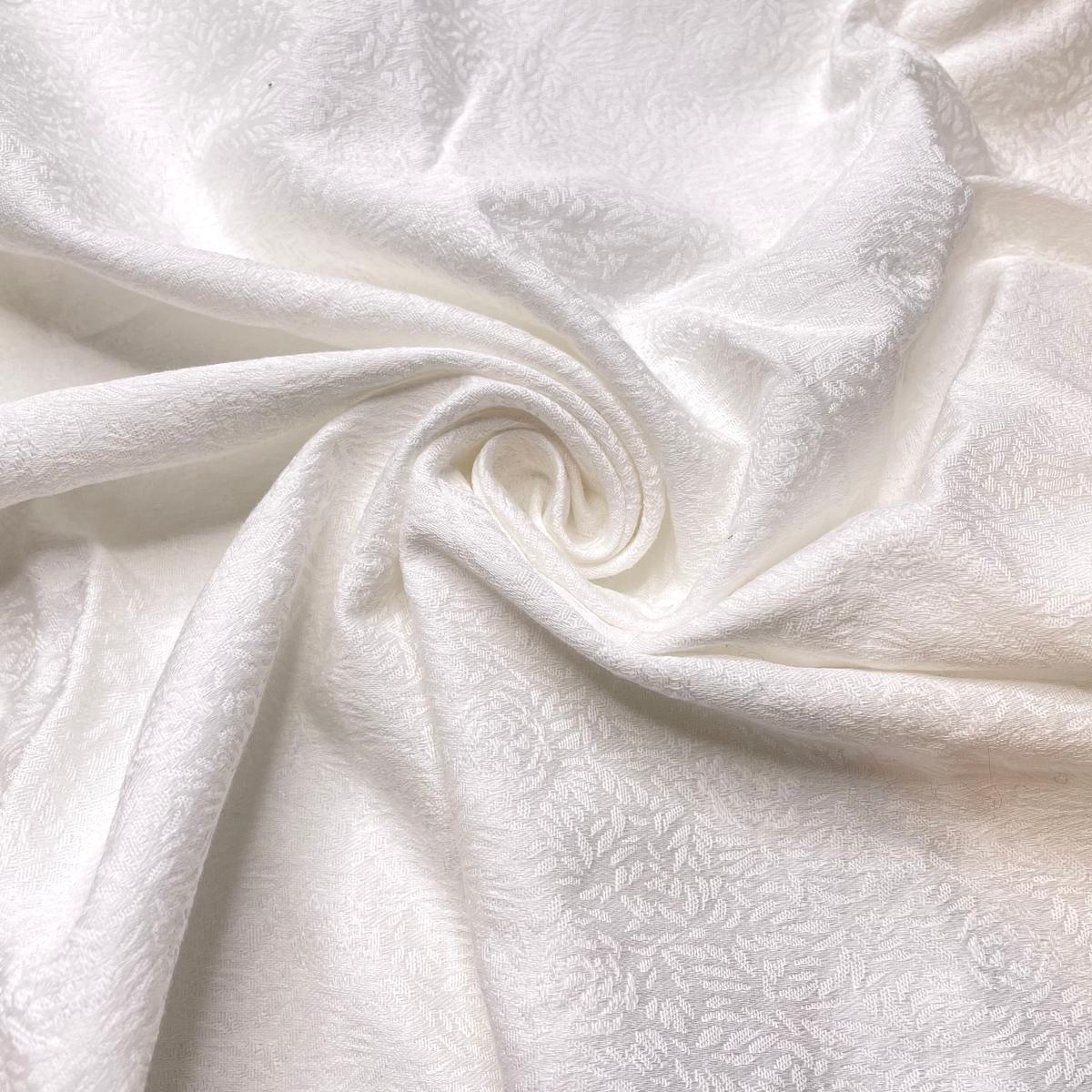 Frosted Garden - Jacquard Cotton Woven - White Floral - 0.95M Bundle