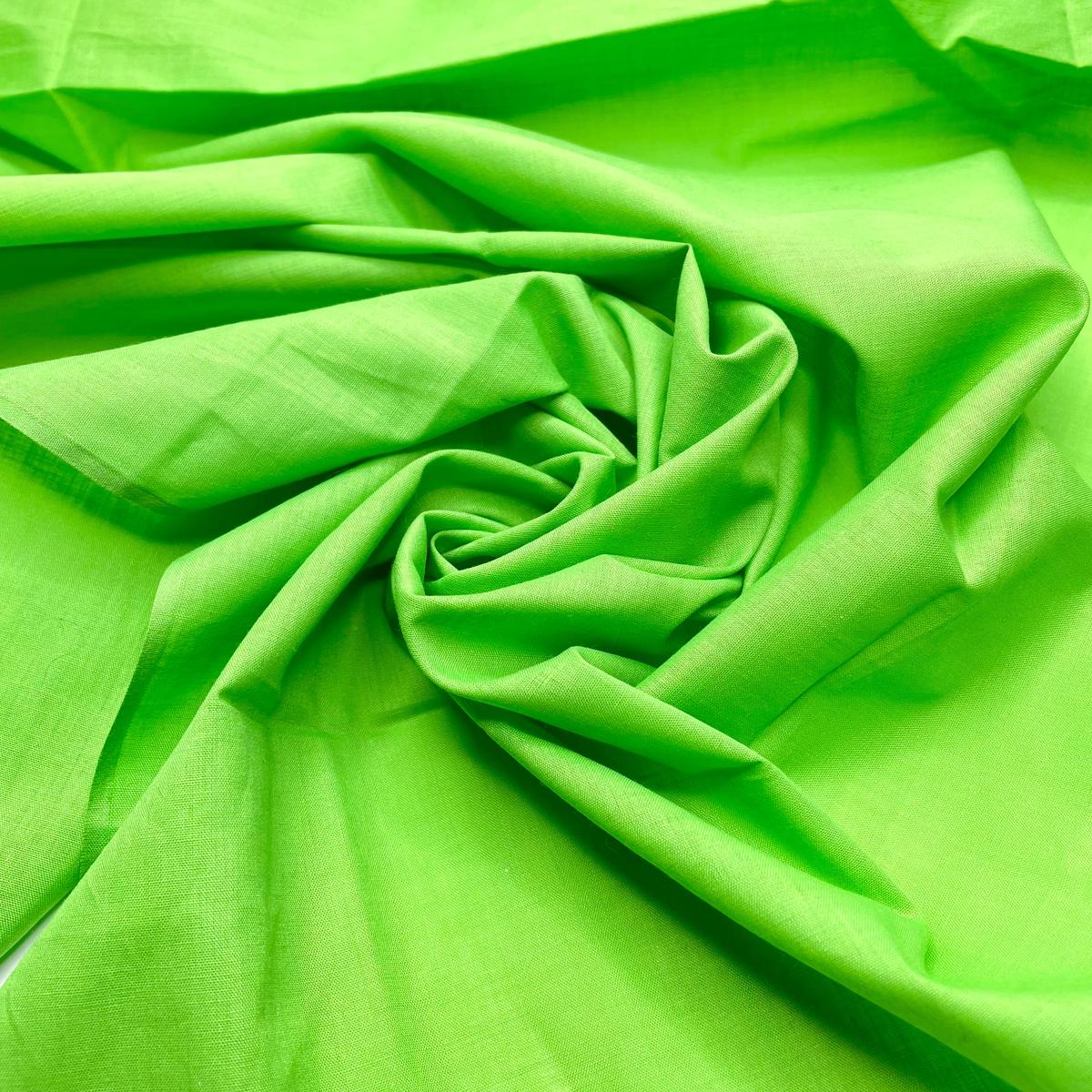 Puff The Magic Dragon - Cotton Woven - Light Green - 1.5M Bundle