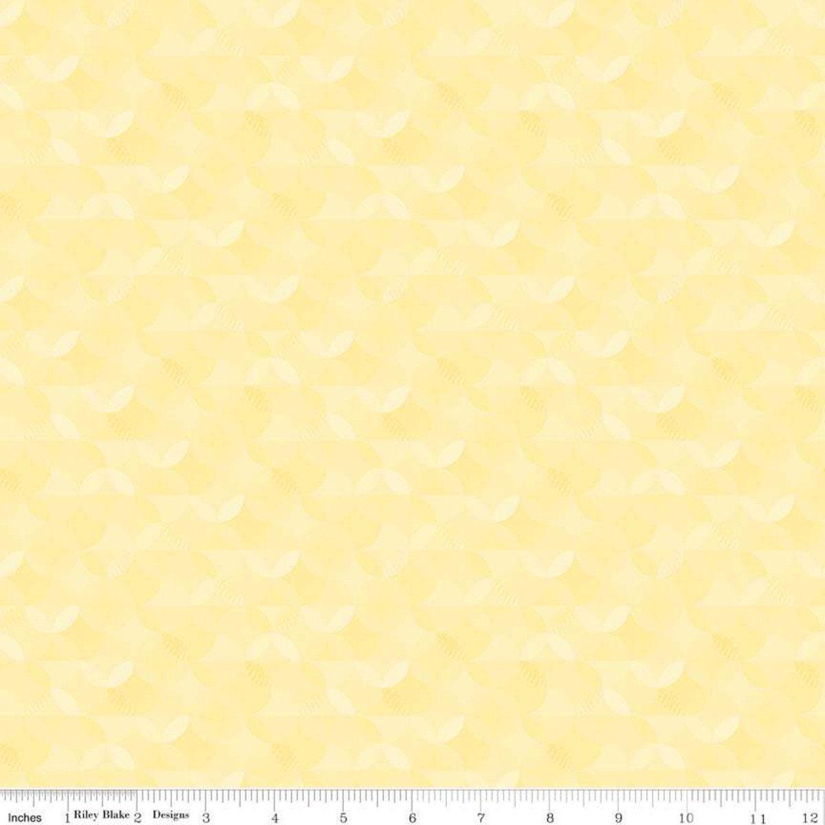 30" End of Bolt - Crayola Kaleidoscope Sunglow - Riley Blake - Yellow Orange Peel Circle Pattern - Quilting Cotton Fabric - Licensed Product