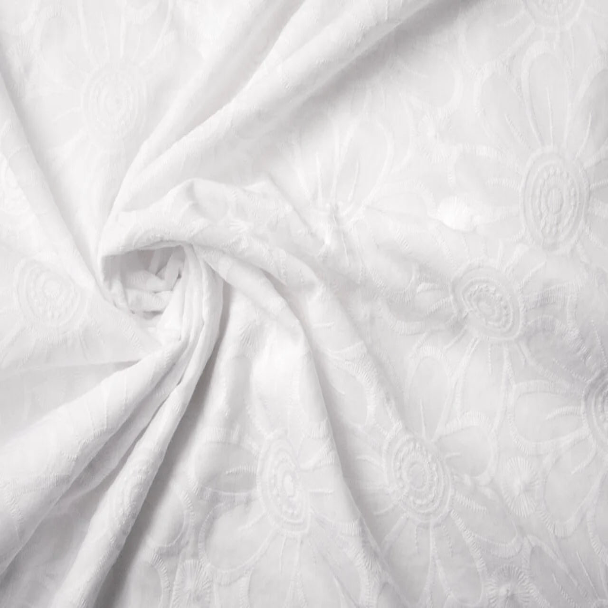 Embroidered cotton fabric - large white flowers 110 g/m