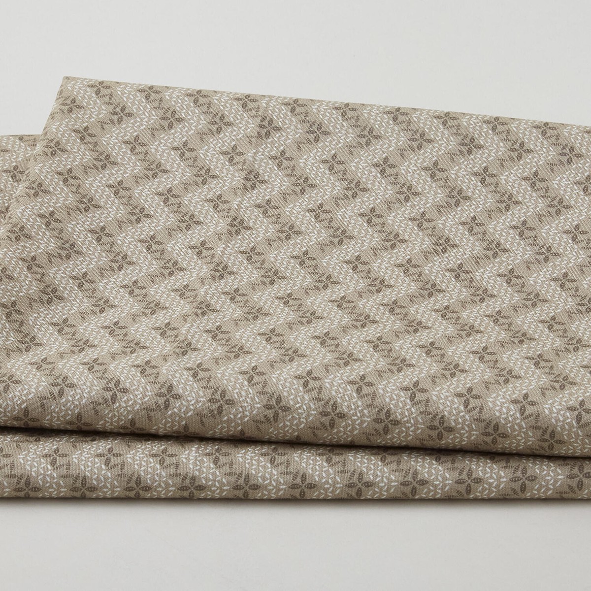 Cottagecore Terracota Favorites - Leafy Chevron Khaki 2 Yard Cut