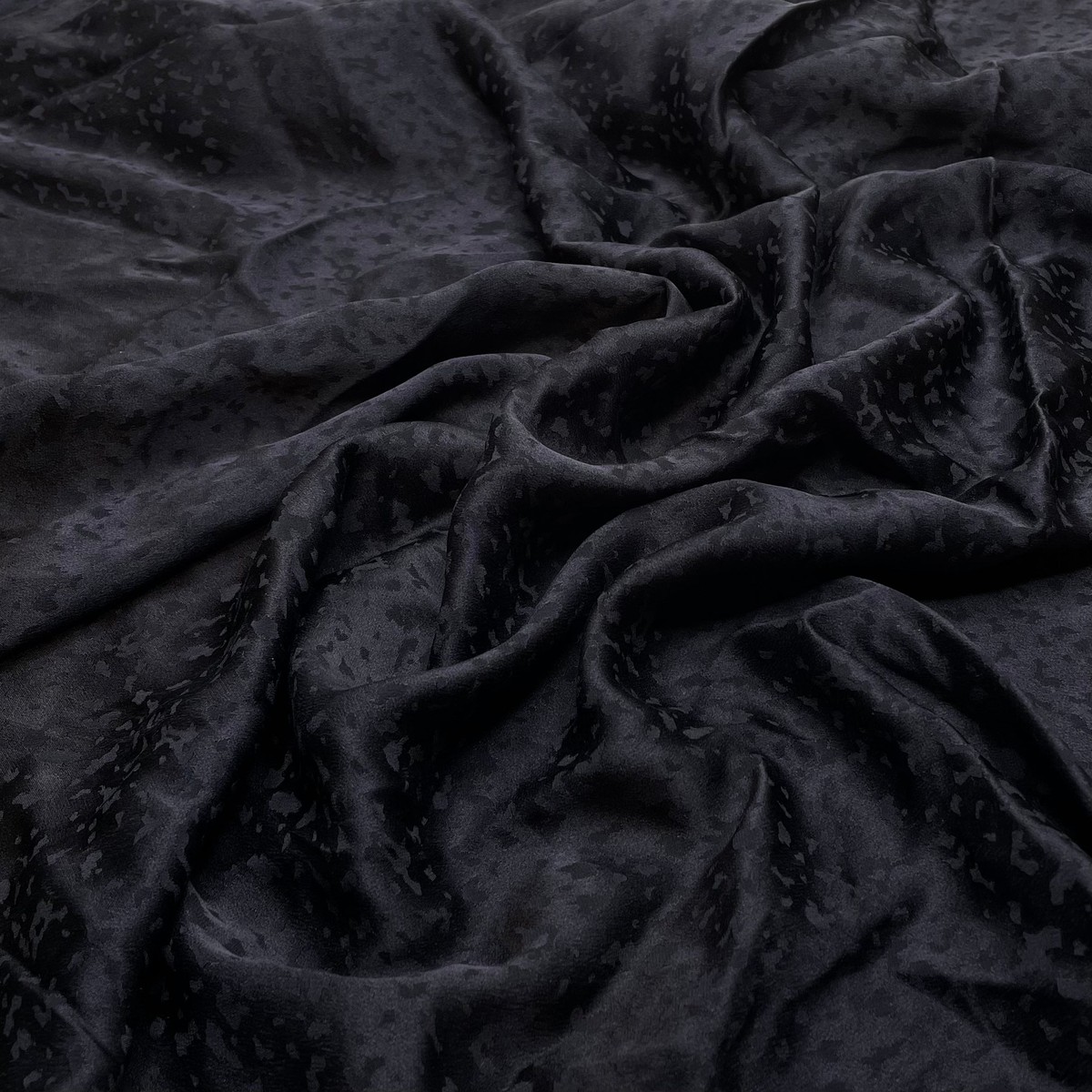 Slip Marker - Jacquard Silk Woven - Black Animal Print - 0.9M Bundle