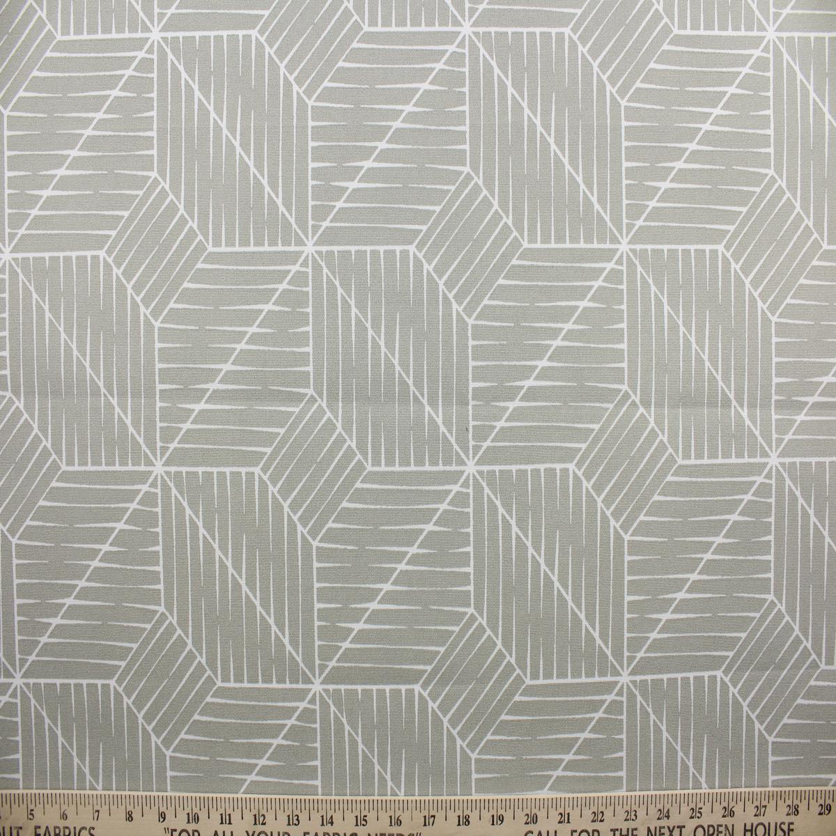 Covington Planx in Platinum