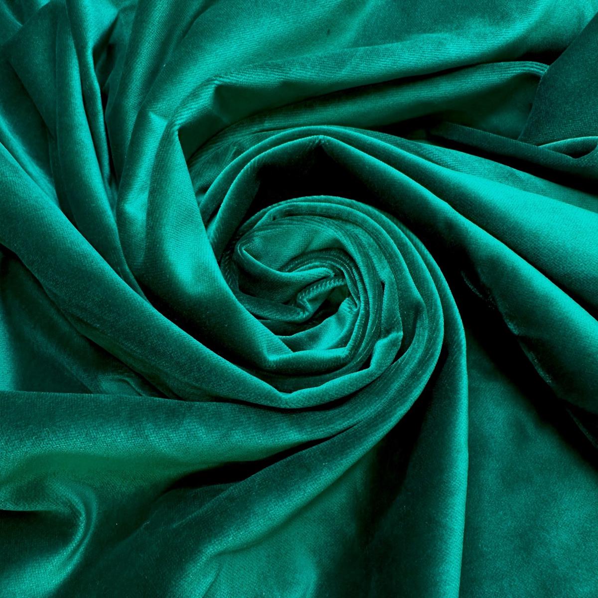 Grass Is Greener - Velvet Cotton Woven - Green - 1M Bundle