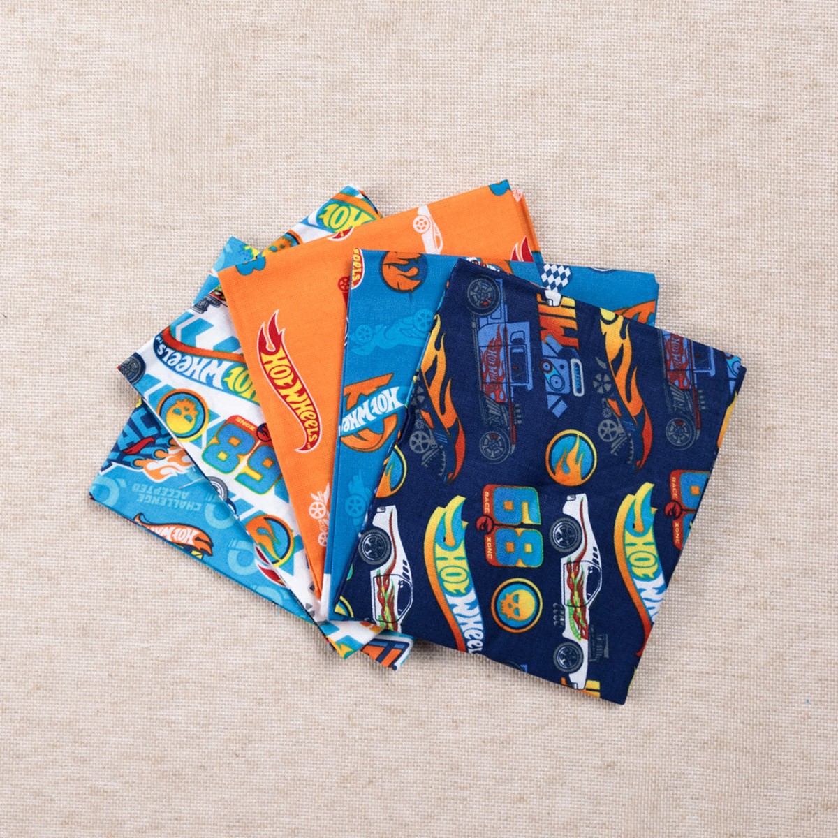 Fat Quarter Bundle (5pcs) - Hot Wheels Challenge