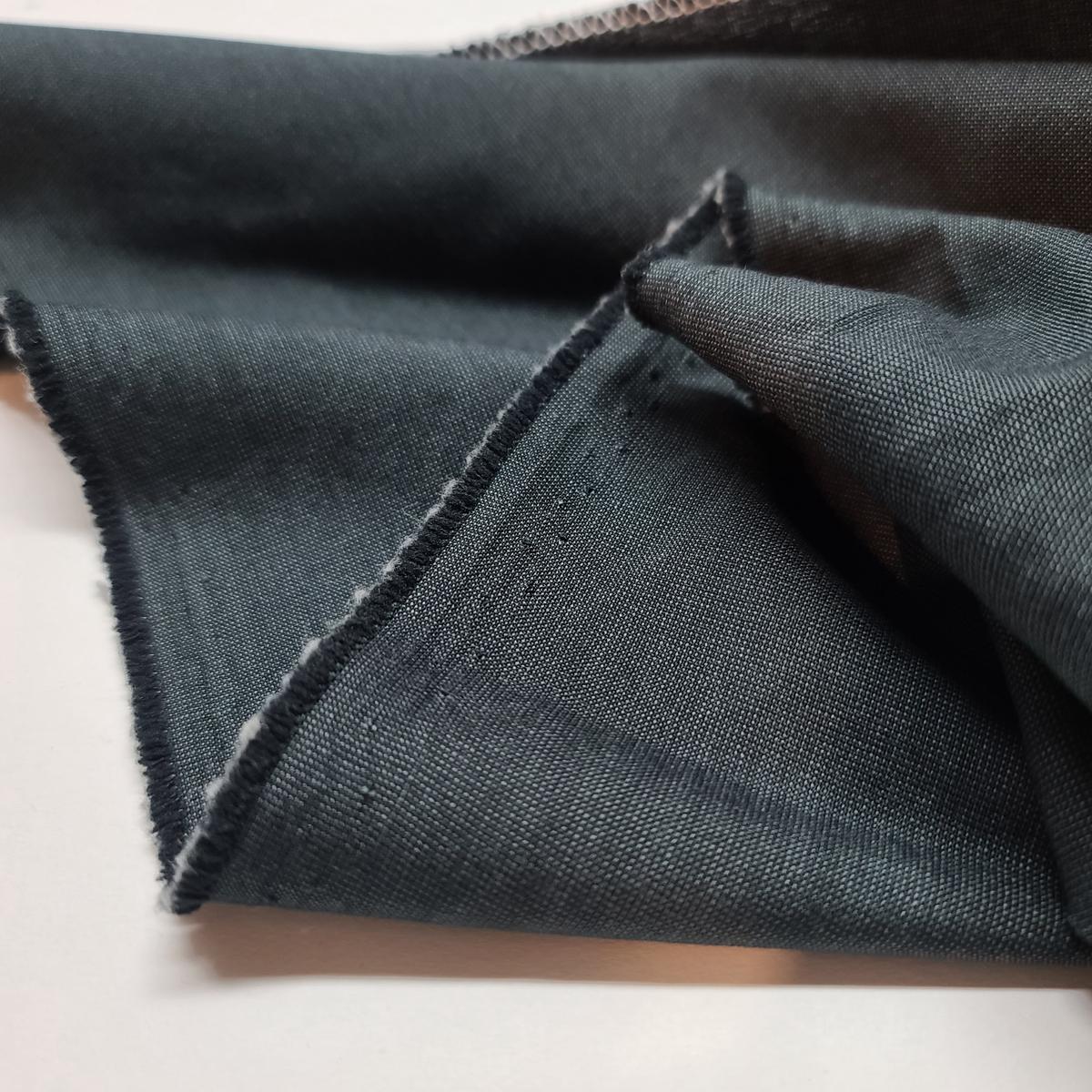Lone Wolf - Cotton Woven - Grey - 1M Bundle