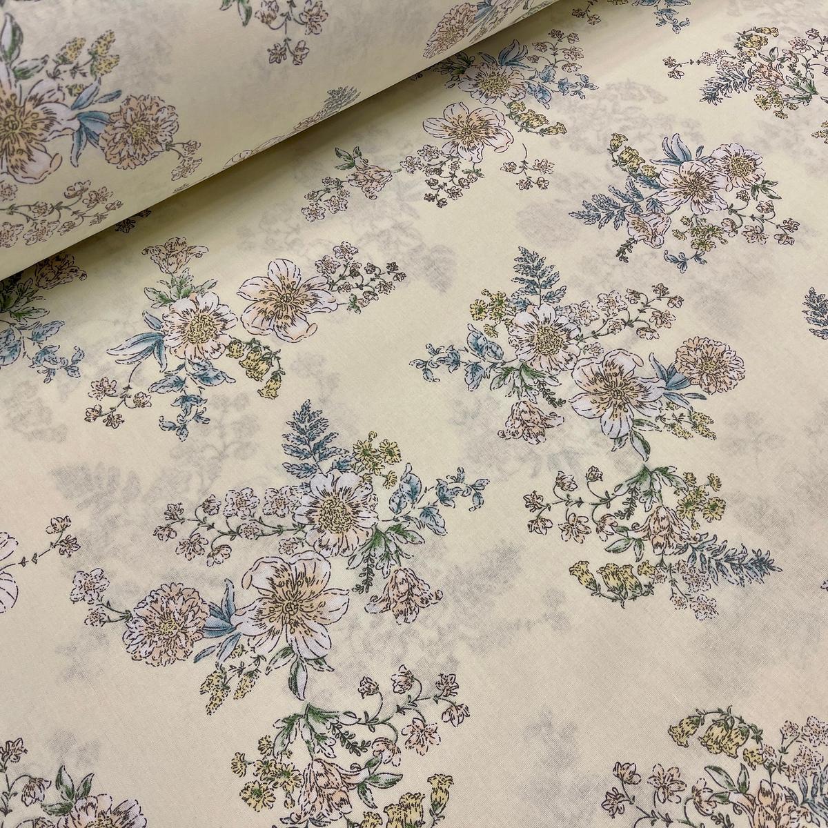 100% Cotton fabric - flowers on a creamy background 220 cm 146 g/m
