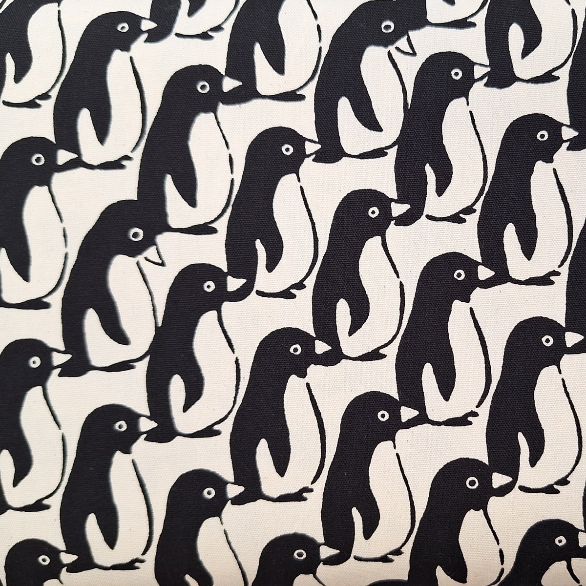 Sevenberry - cotton lightweight canvas - Penguin in Natural / Black