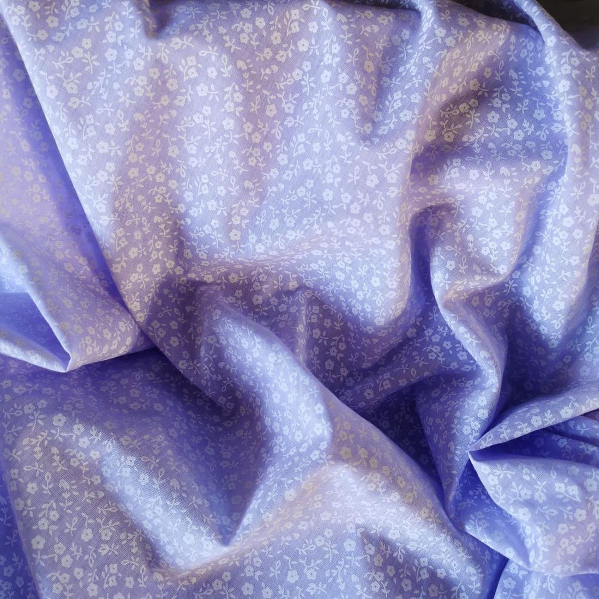 1m Mini Meadow Flowers on Lilac , 1 Metre Polycotton Fabric 43"Hcm Lac74