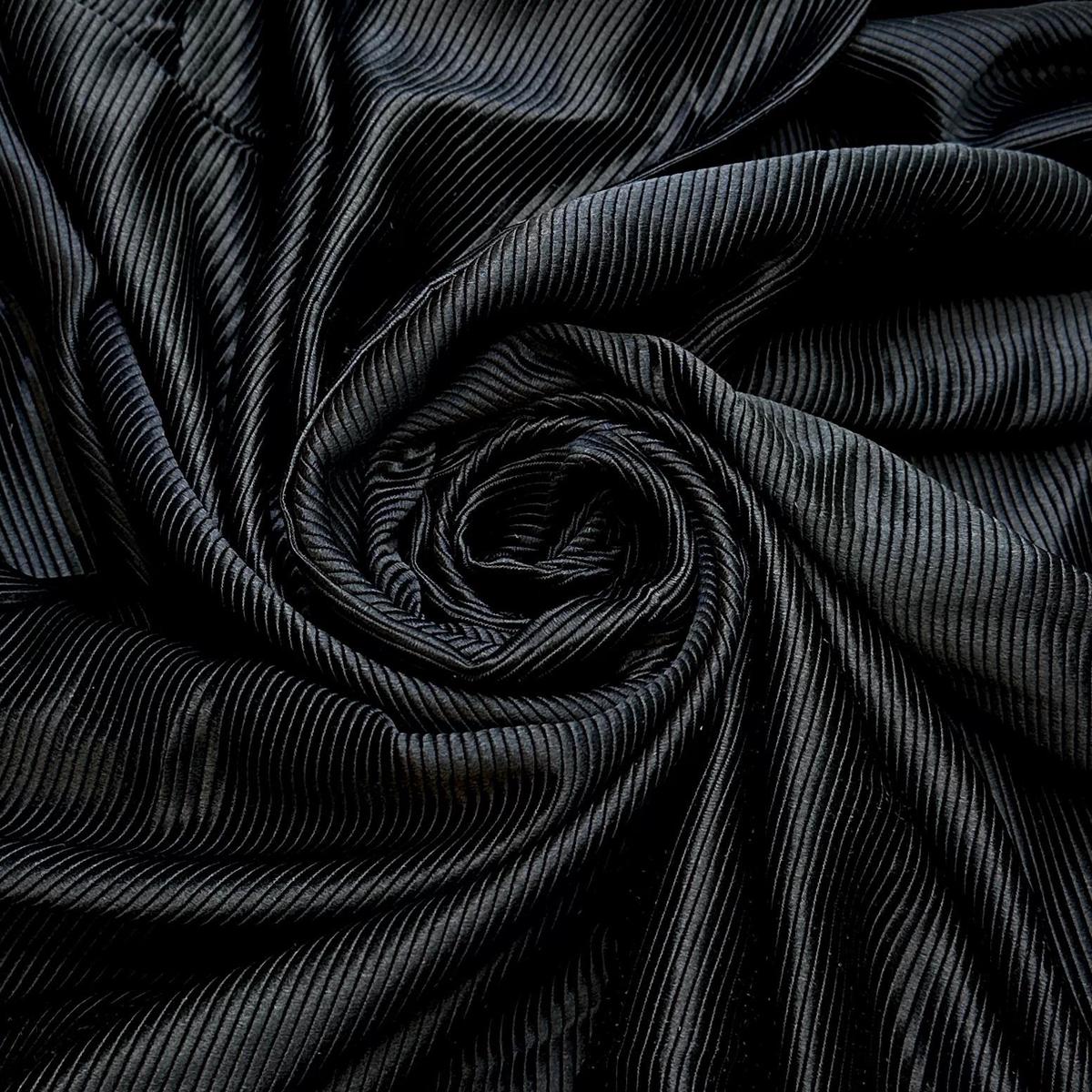 Intense Focus - Silk Woven - Black - 1.1M Bundle