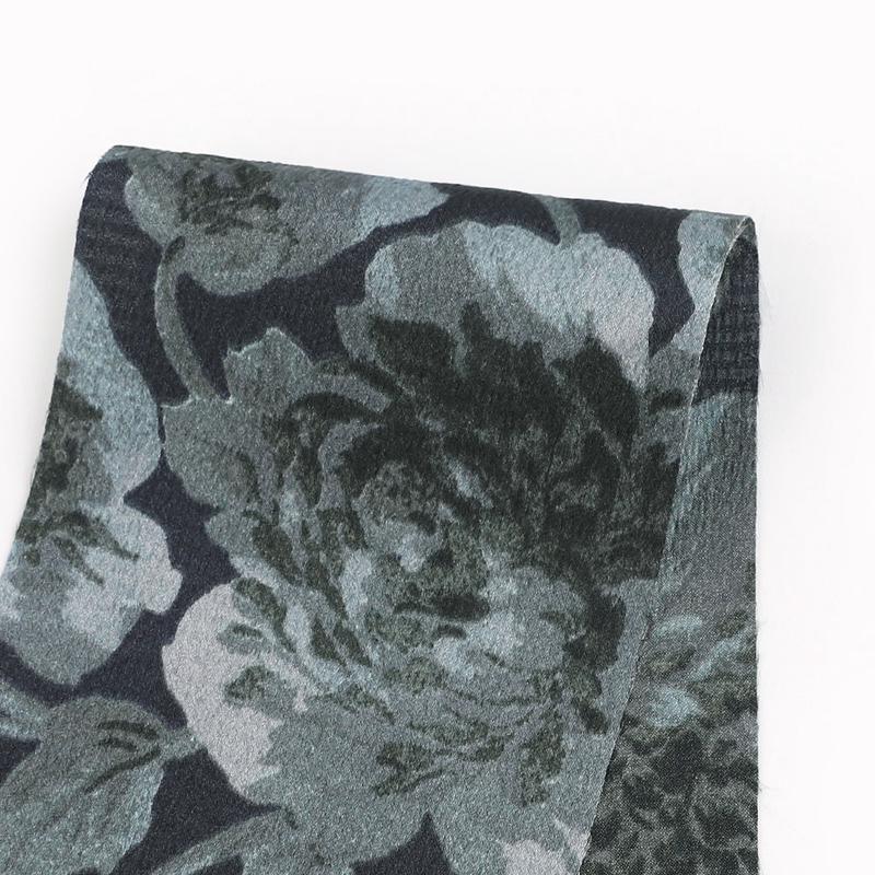 Peony Hammered Poly Satin - Grayscale