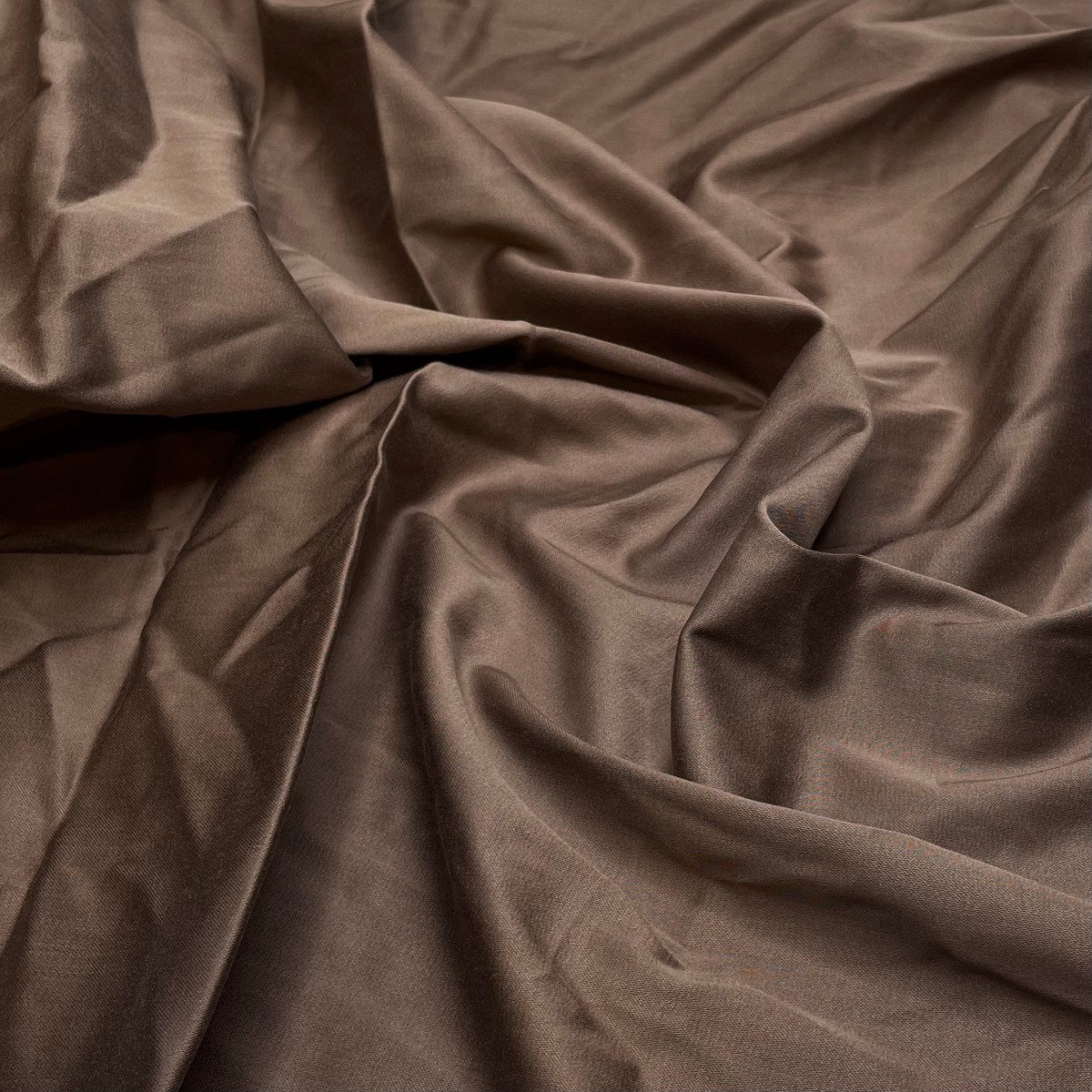 Crash Landing - Cotton/Spandex Woven - Brown - 2.5M Bundle