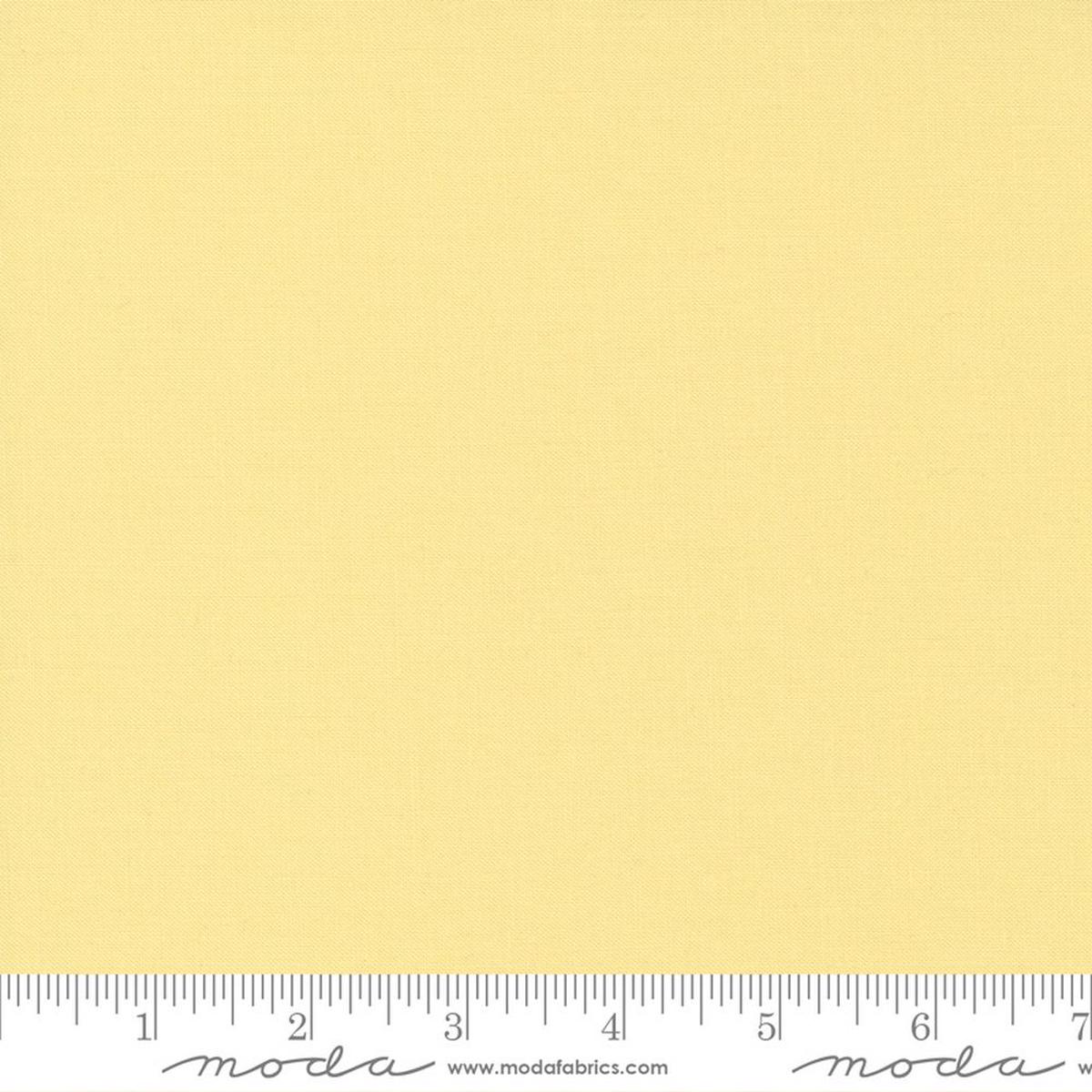 Bella Solids - Baby Yellow (9900-31) - Bolt (6m)