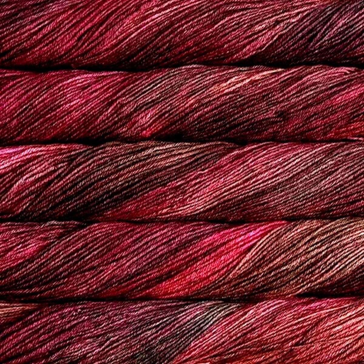 JUPITER Complex Reds 100gr Skein 335yd Malabrigo ARROYO SW MERINO Wool DK YARN