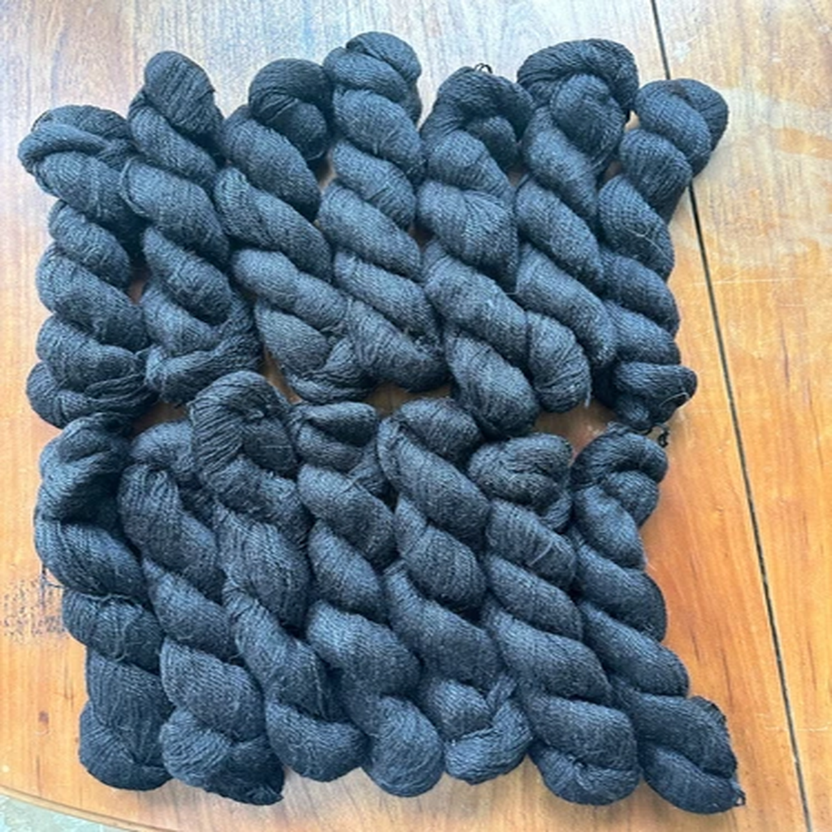 Suri Alpaca Yarn - Natural Black - Fingering
