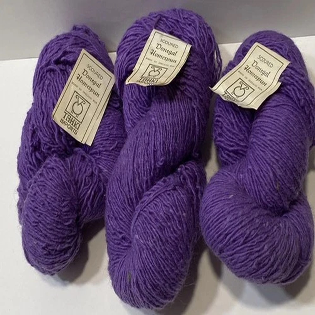 SCOURED DONGAL HOMESPUN PURE NEW WOOL 3 SKEINS PURPLE 4 OZ NEW
