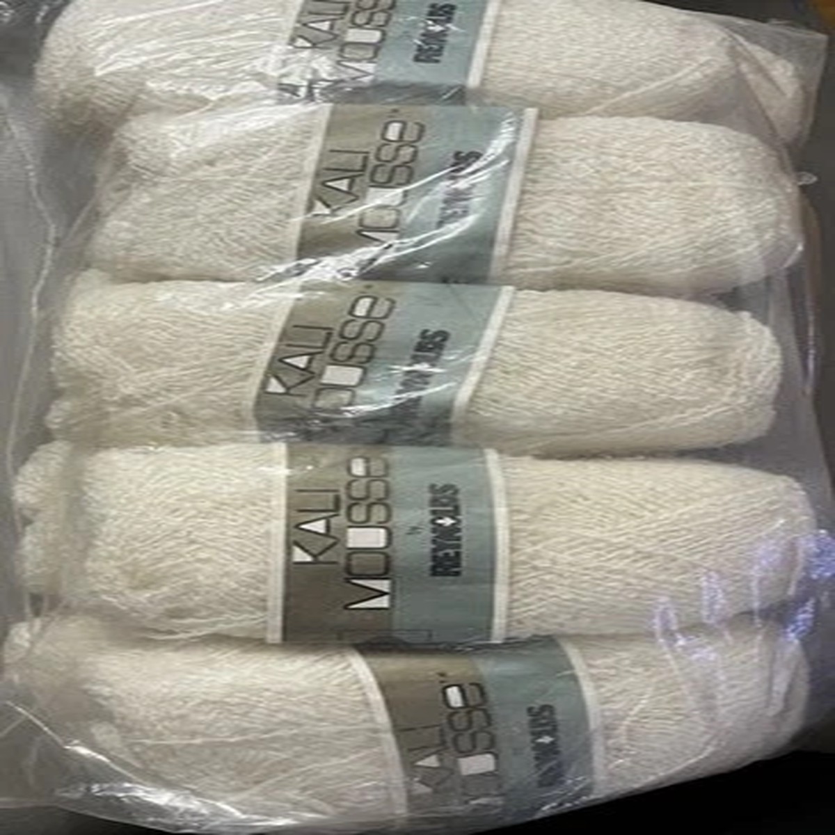 VTG Kali Mousse Made in France Natural 100% Wool Yarn Color 24 10 Skeins