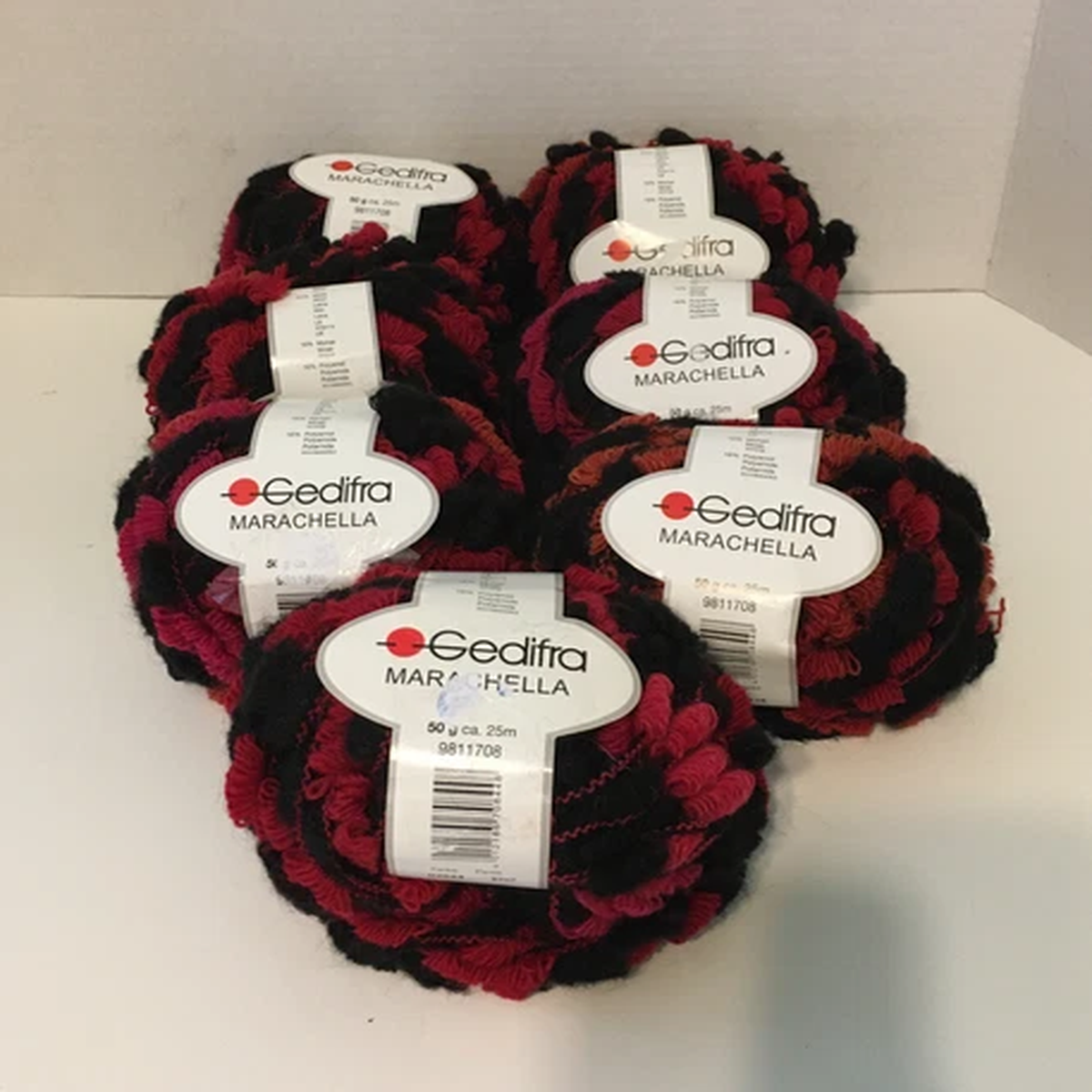 LOT of 7 Gedifra Marchella Chunky Yarn Color Red/Black
