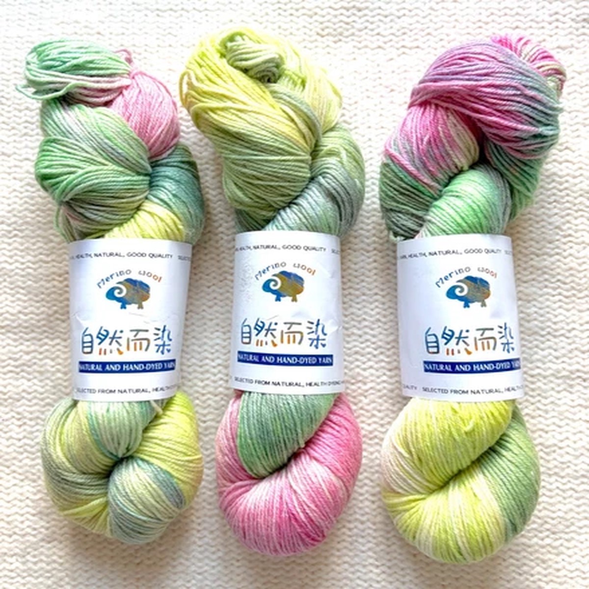 1 Skein x 100g Cashmere Wool Blend Gradient yarn : 05 Lotus Pond