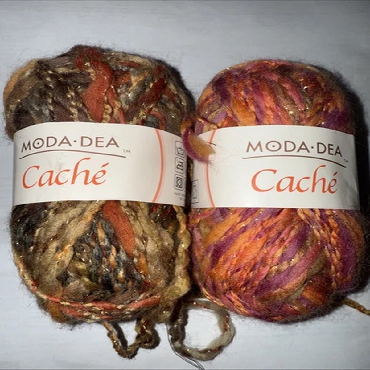 Moda Dea novelty yarn - CACHE' - 66m / 72yd / 1.76oz / 50g - made in Italy