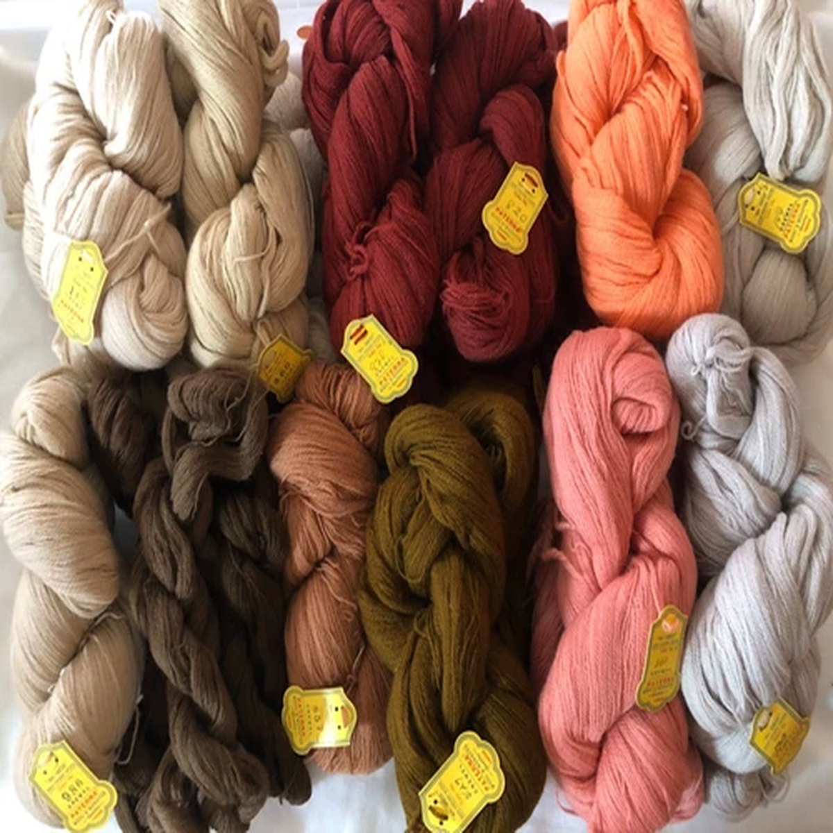 Paterna 100% Virgin Wool & Worst Yarn RN-16825 Vintage NEW-sold per lot