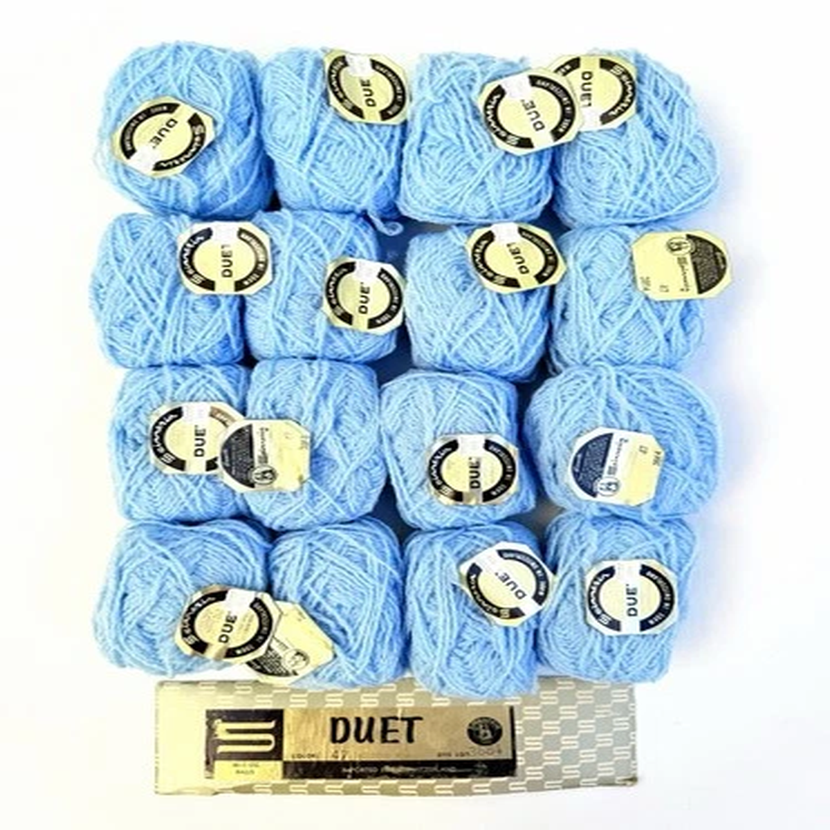 Spinnerin Duet Yarn Lot of 16 Skeins Iceberg Blue 47 1 Oz Skeins Vintage 60s NOS