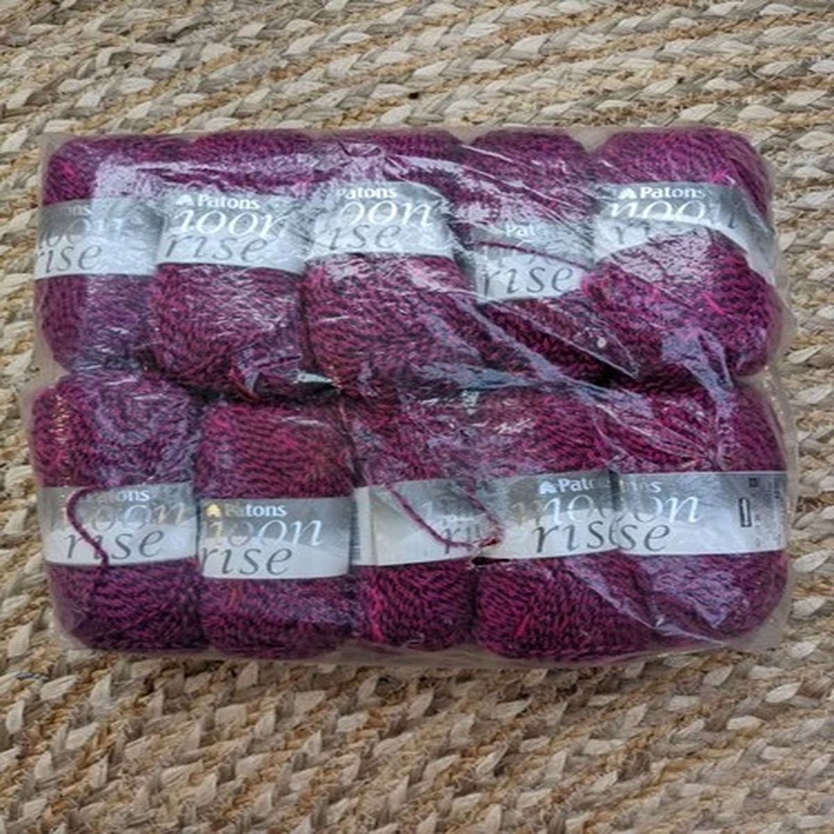 500G vintage PATONS MOONRISE DK 6112 PINK BLACK WOOL YARN 4mm textured