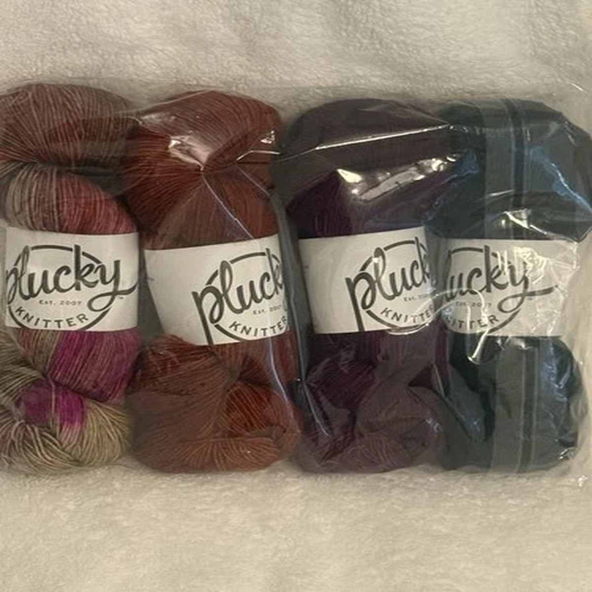 Lot o4 Plucky Knitter Primo Fingering Merino Cashmere 4 Colors