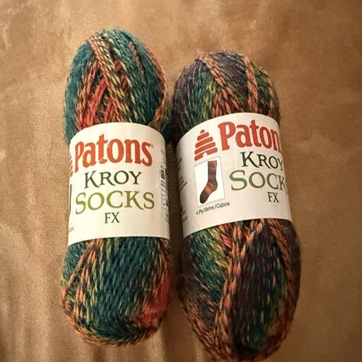 LOT OF 2 Patons Kroy Socks FX Yarn CLOVER