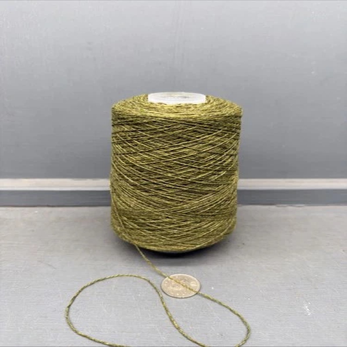 200G 2/14NM 100% GEELONG LAMBSWOOL LAMAINE BY T&D GREEN MIX 3 PLY OLIVETTE