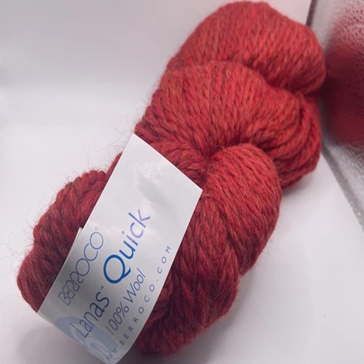 Berroco Lanas Quick Yarn 77126 Cayenne Red - 100% Wool Super Bulky 100gr 109yds