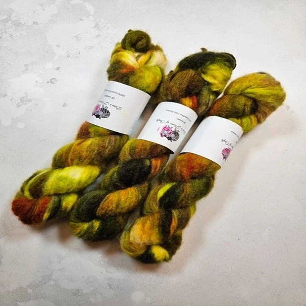 Superfine Baby Alpaca yarn, DK weight, 50 g, TURNING LEAVES