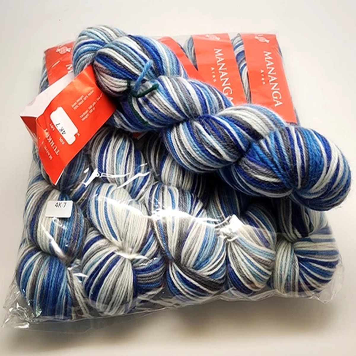 Full Bag of 5 Mananga - Handpainted Superwash Aran - 4K7 Signs of Spring