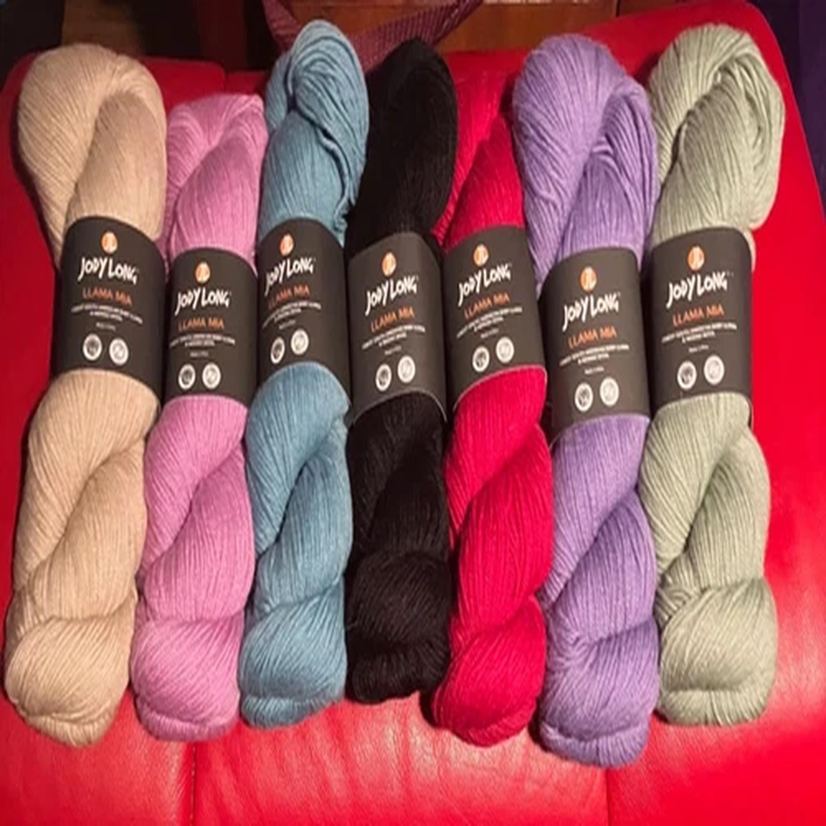 Jody Long LLAMA MIA 100g, Sport wt, 50% llama/50% merino yarn 7 colors