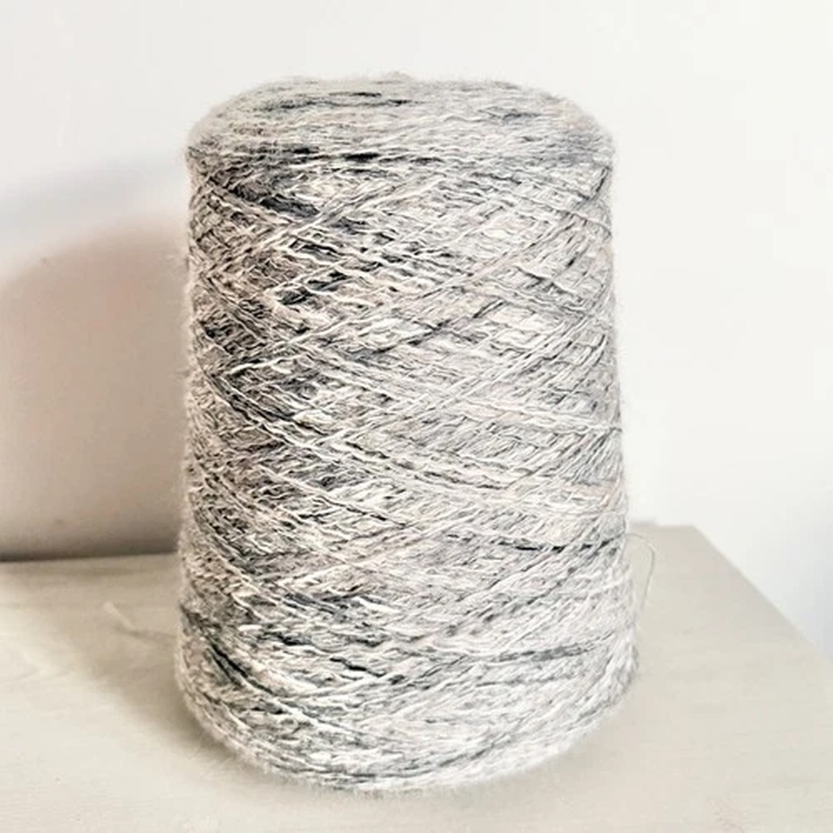 Vintage Thomas Hodgson & Sons Yarn Cone Style A136/H22-24 Lot 7374B 2200 Yds
