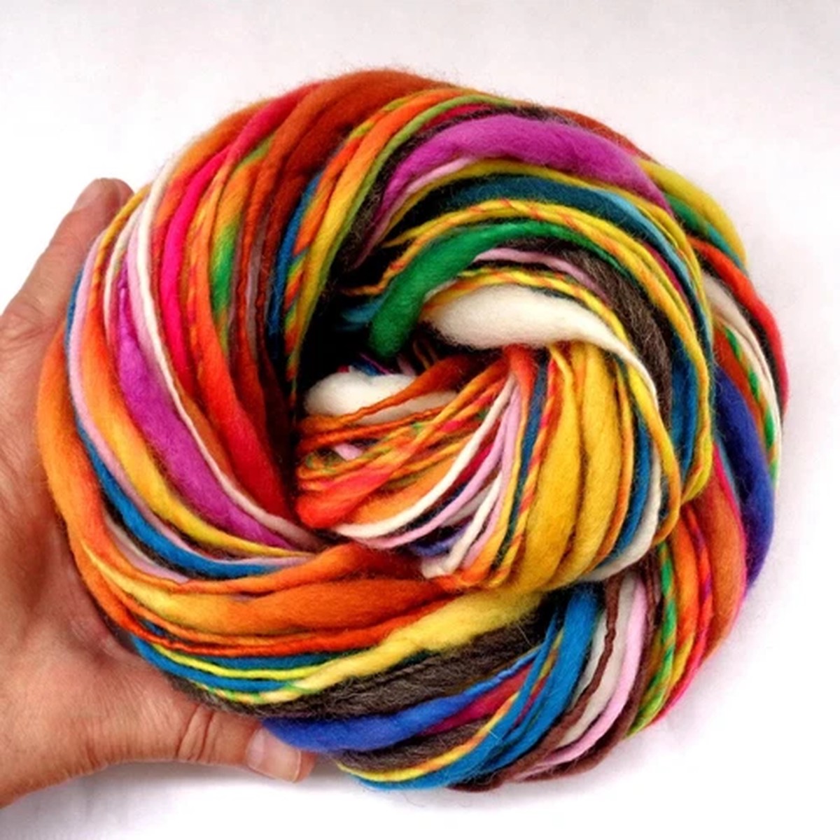 Art yarn Cholita no.9 handspun worsted super bulky merino wool 2.6oz/94yds, 85m