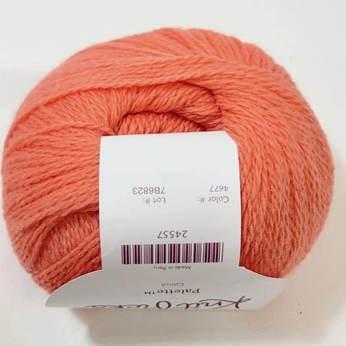 Conch Knit Picks Palette Fingering Weight Yarn 100% Peruvian Wool 231 Yds