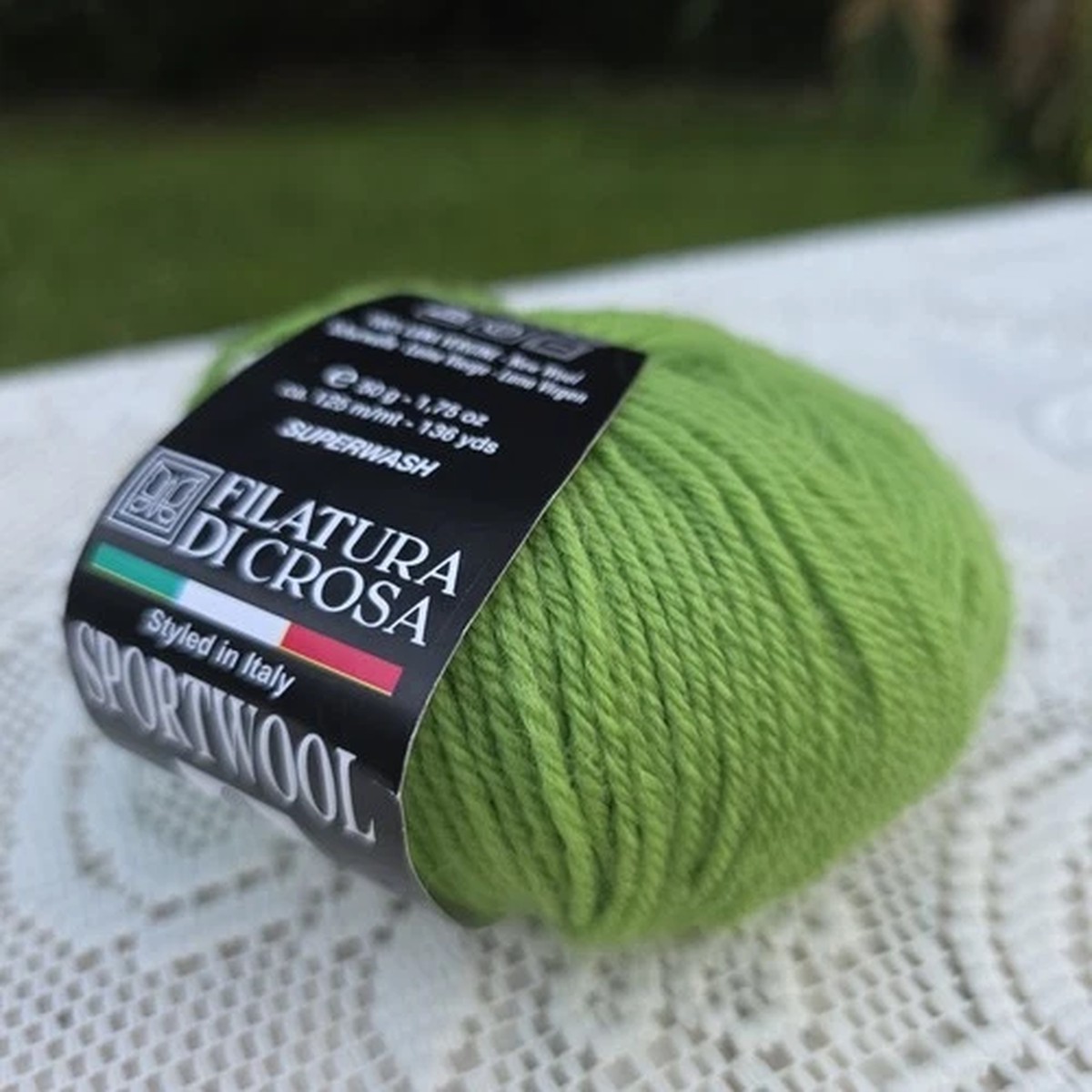 Filatura Di Crosa Yarn Wool Sportwool Color #1597 Green Chartreuse 136 Yards