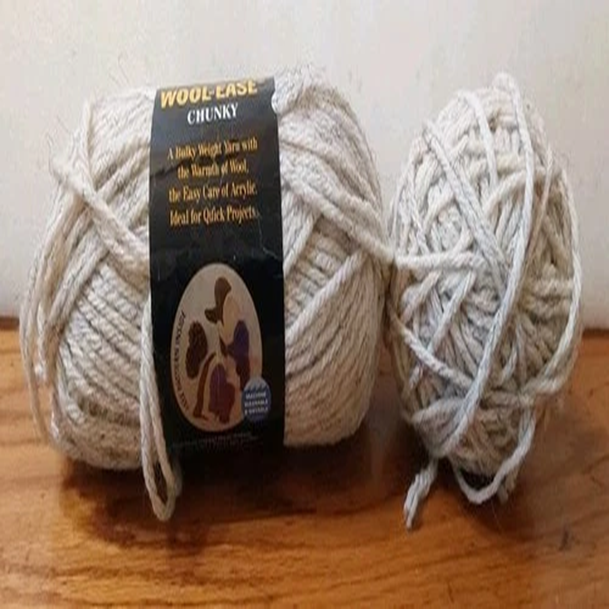 Lion Yarn Wool Ease Chunky Yarn 1+ Skeins 7.6oz Total 153 Yrds 402 Wheat