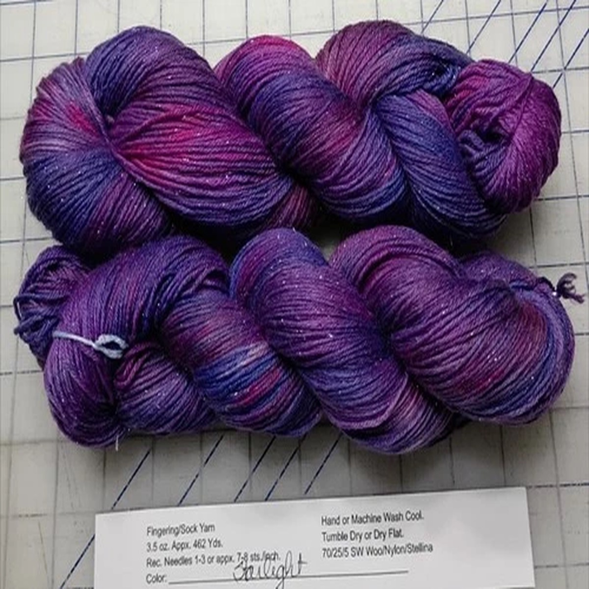 100 gm Skein Hand Dyed Painted Sock Fingering Yarn Stellina Sparkle NWT Starligh