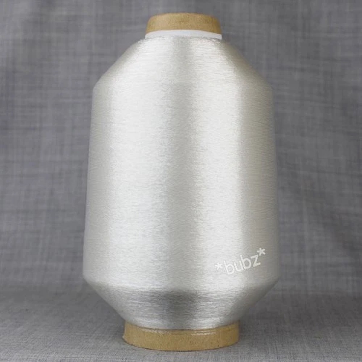 HARD TO FIND - WHITE LUREX METALLIC GLITTER YARN 500g CONE MACHINE KNITTING FINE