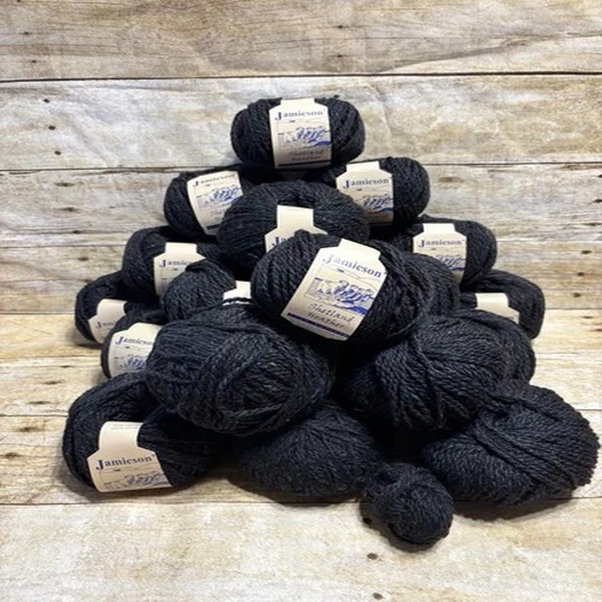 Jamieson's Shetland Heather Aran Yarn Mirry Dancers 100% Wool Lot Of 18
