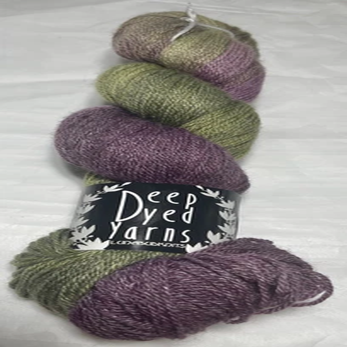 LUNABUD KNITS GLAMMY SOCK Yarn- . 1pk. OLD THEDOGIAN. I Combine Shipping. read
