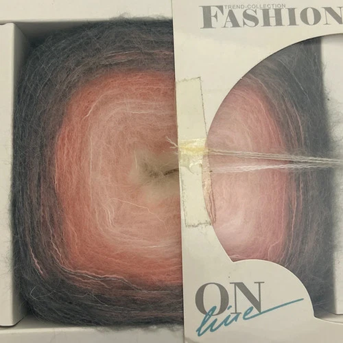 ONline Fashion Box No 2 CORAL GREY ECRU Gradient #04 Mohair Blend Yarn & Pattern