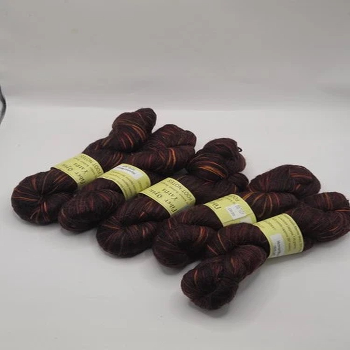 5 Skeins Fiber Optic Yarns Foot Notes Harvest Moon 80% Superwash Merino Wool, 20