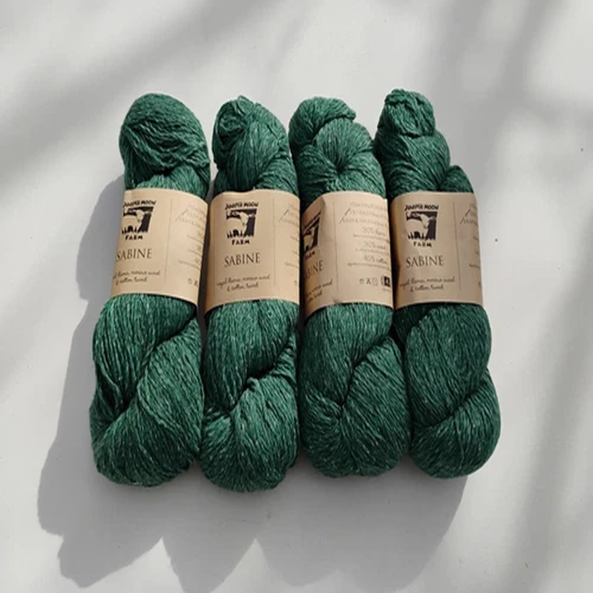 Juniper Moon Sabine (40%Cotton, 30%Llama, 30%Wool) 218y, 100g, Lot of 4, #032,