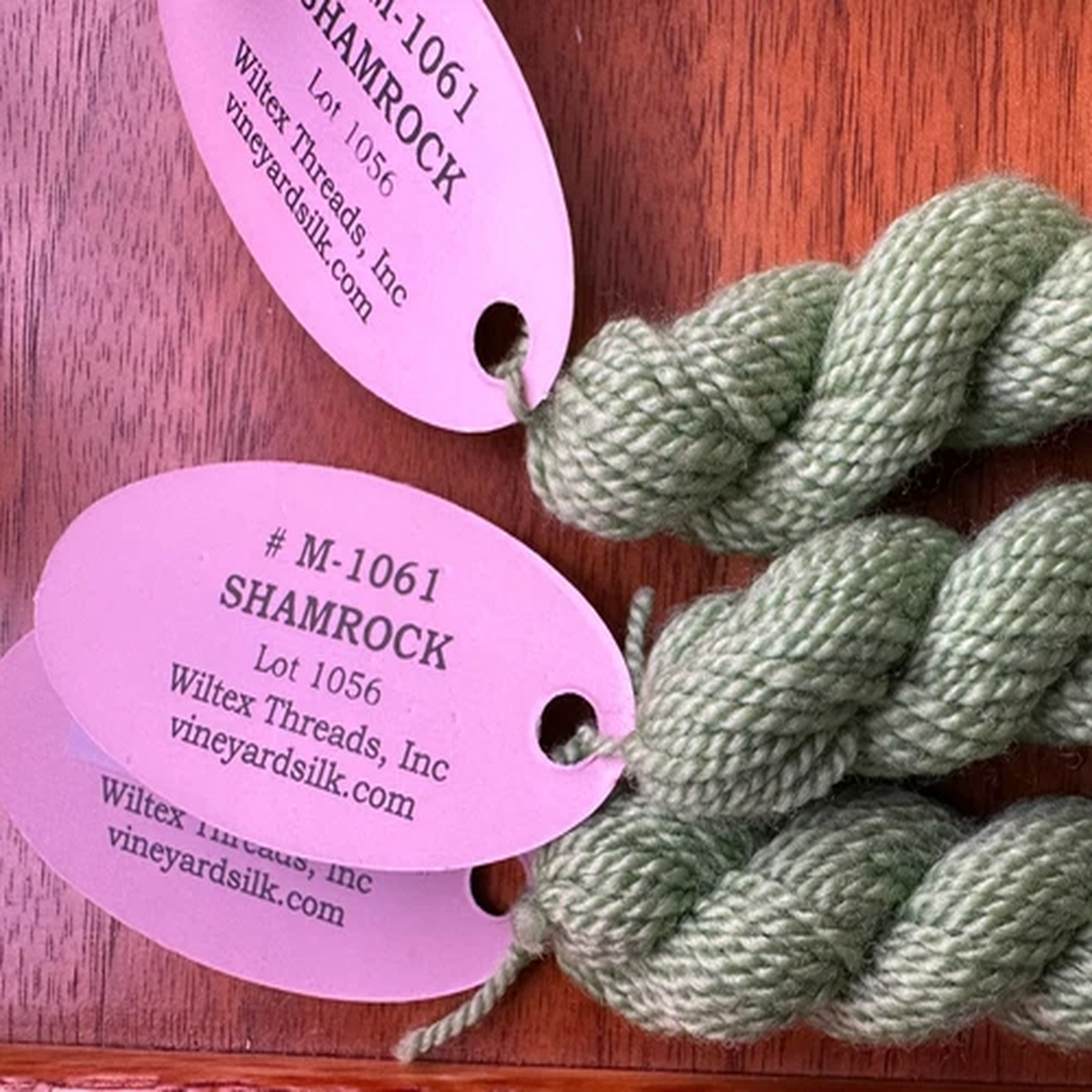 Vineyard Silk 100% Merino wool M-1061 Shamrock DYE LOT 1056 set of 3 skein SS
