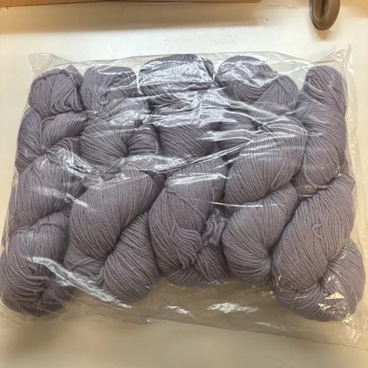 5 Skein Audine Wools Twinkle Knit Yorker DK Merino Wool Cashmere Blend Yarn
