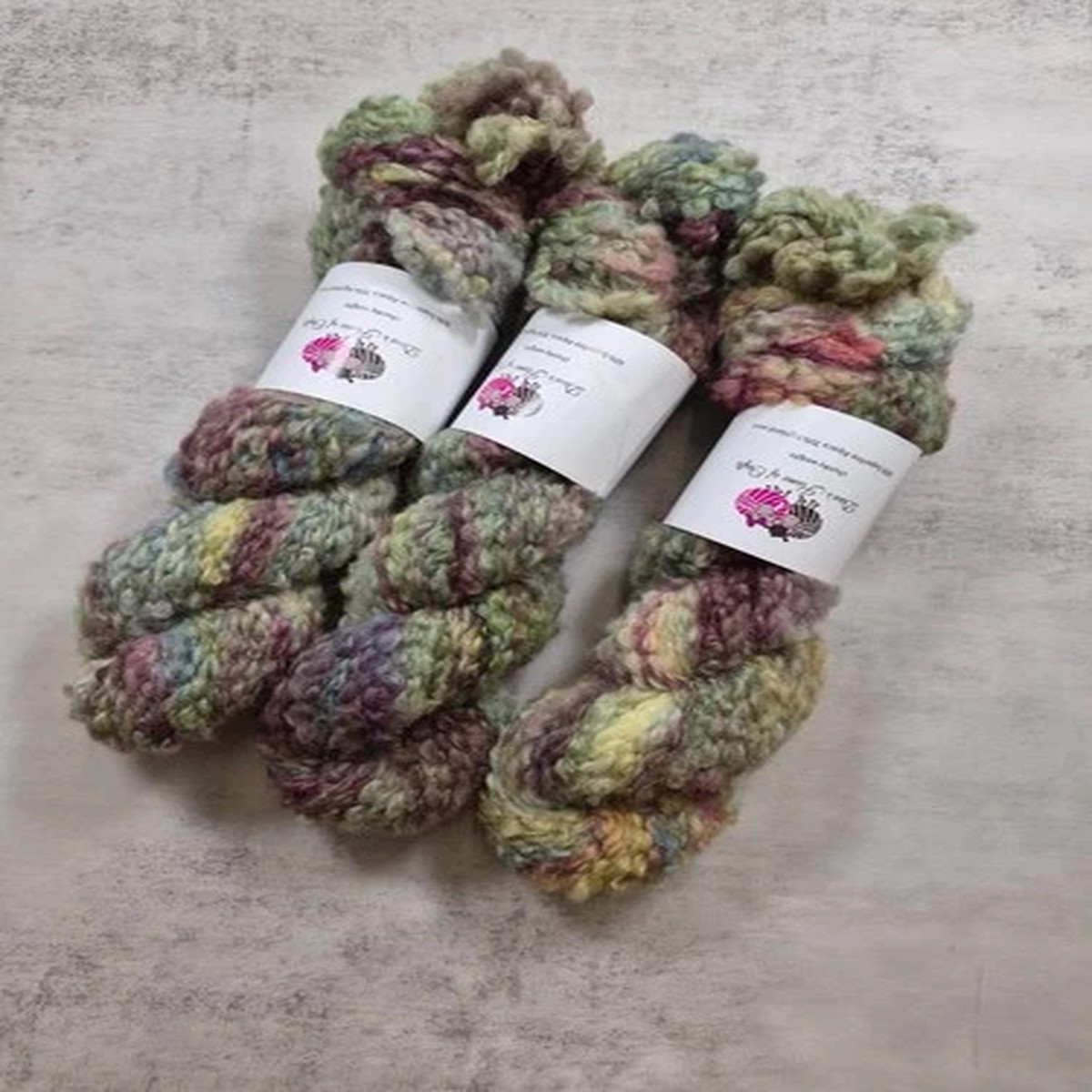 Alpaca / highland wool yarn, Chunky weight, 100g, MEET ME IN THE GARDEN